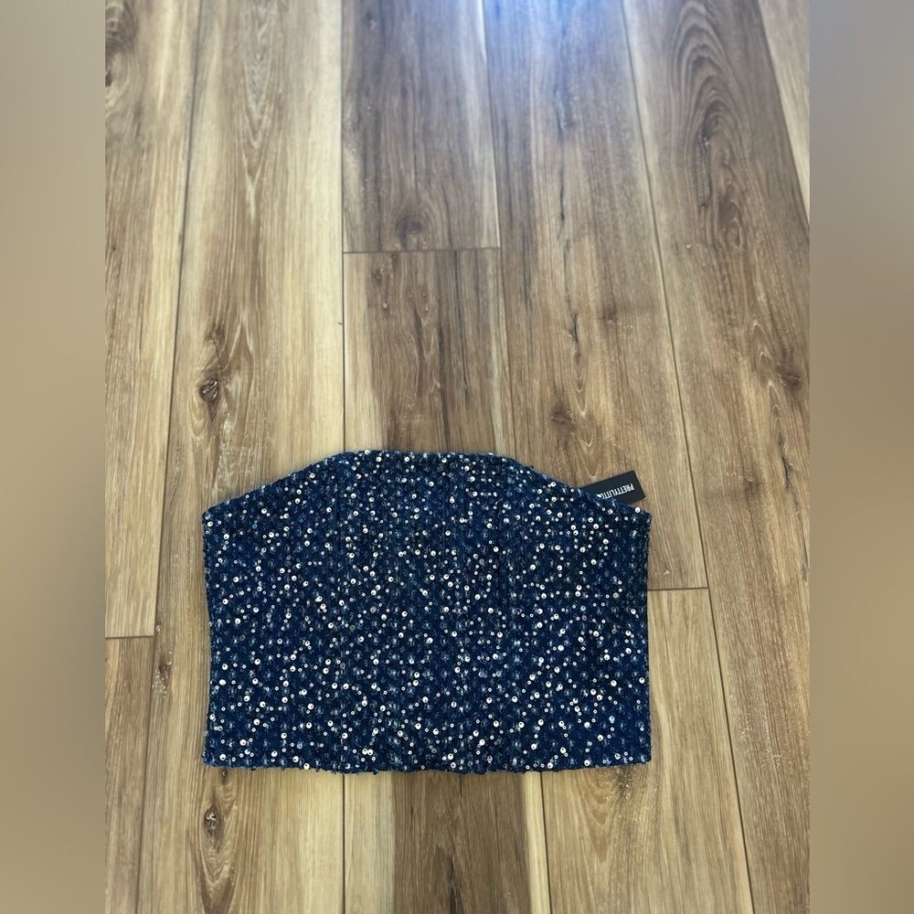 PrettyLittleThing womens petite indigo sequin bandeau top size 8 NWT